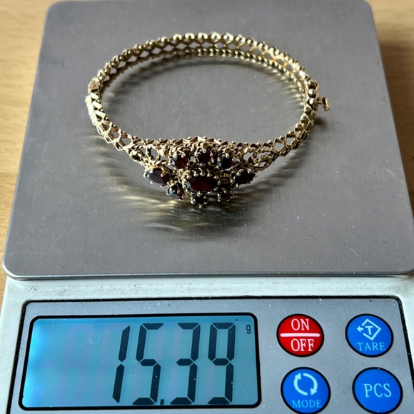 VINTAGE 14K YELLOW GOLD GARNET FILIGREE DESIGN BANGLE BRACELET CUSTOM UNIQUE - Picture 7 of 16